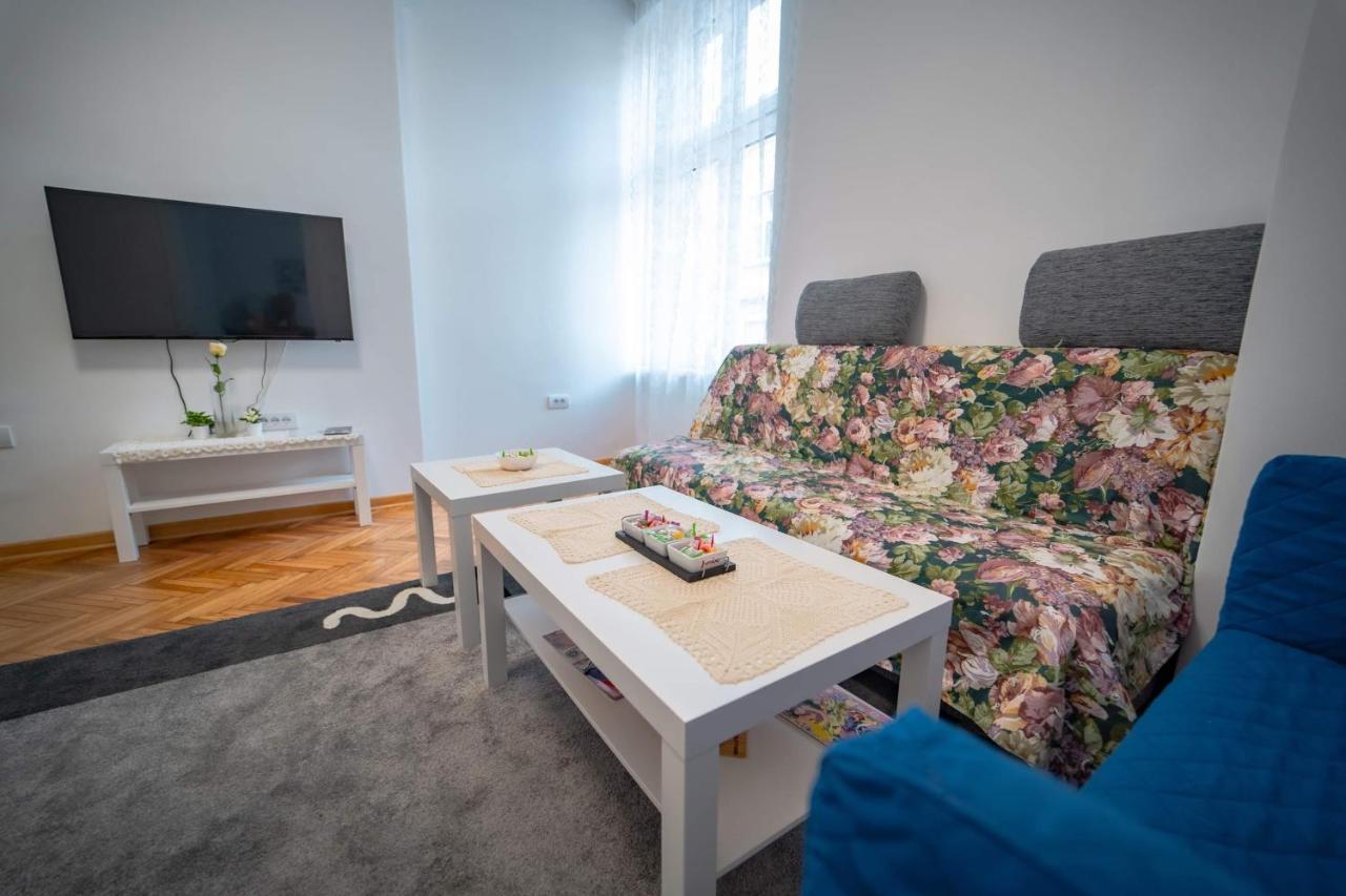 Botanical9, Belgrade Centre, 2 Bedroom Apartment Esterno foto